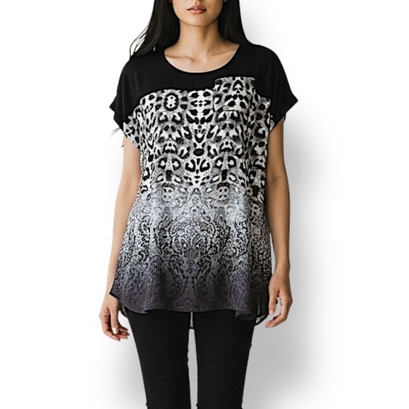 World unity Tops - 4/$20 World Unity Black White Ombre Leopard Print Colorblock Top Size Small
